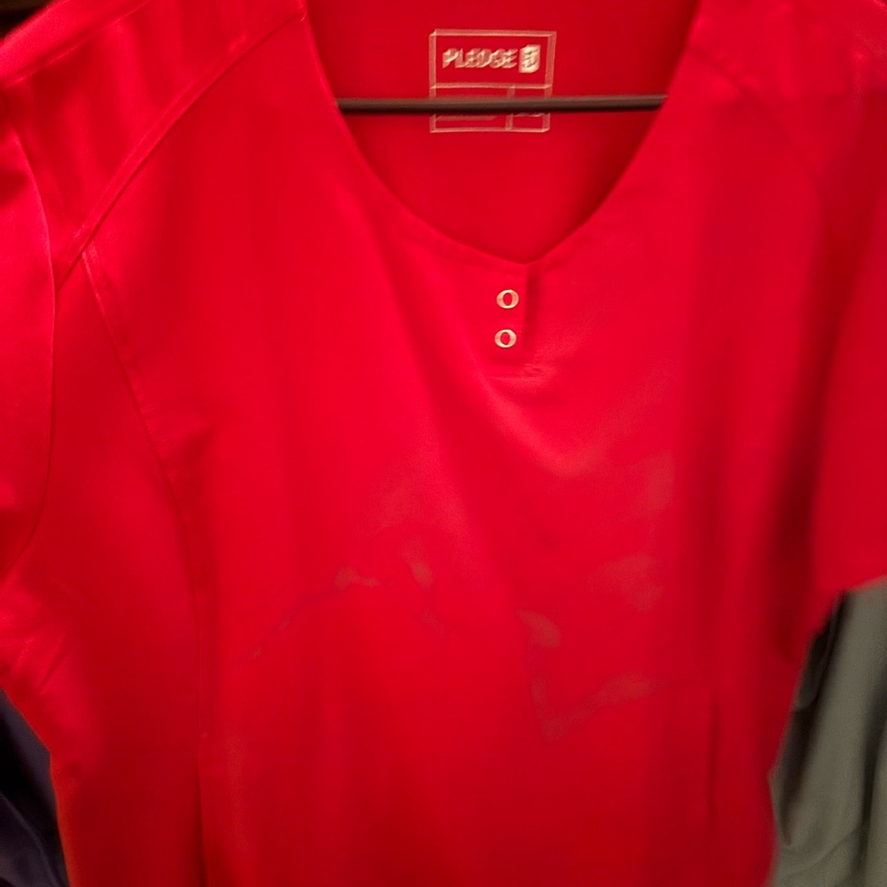 Red pledge 5 scrub top 3XL
